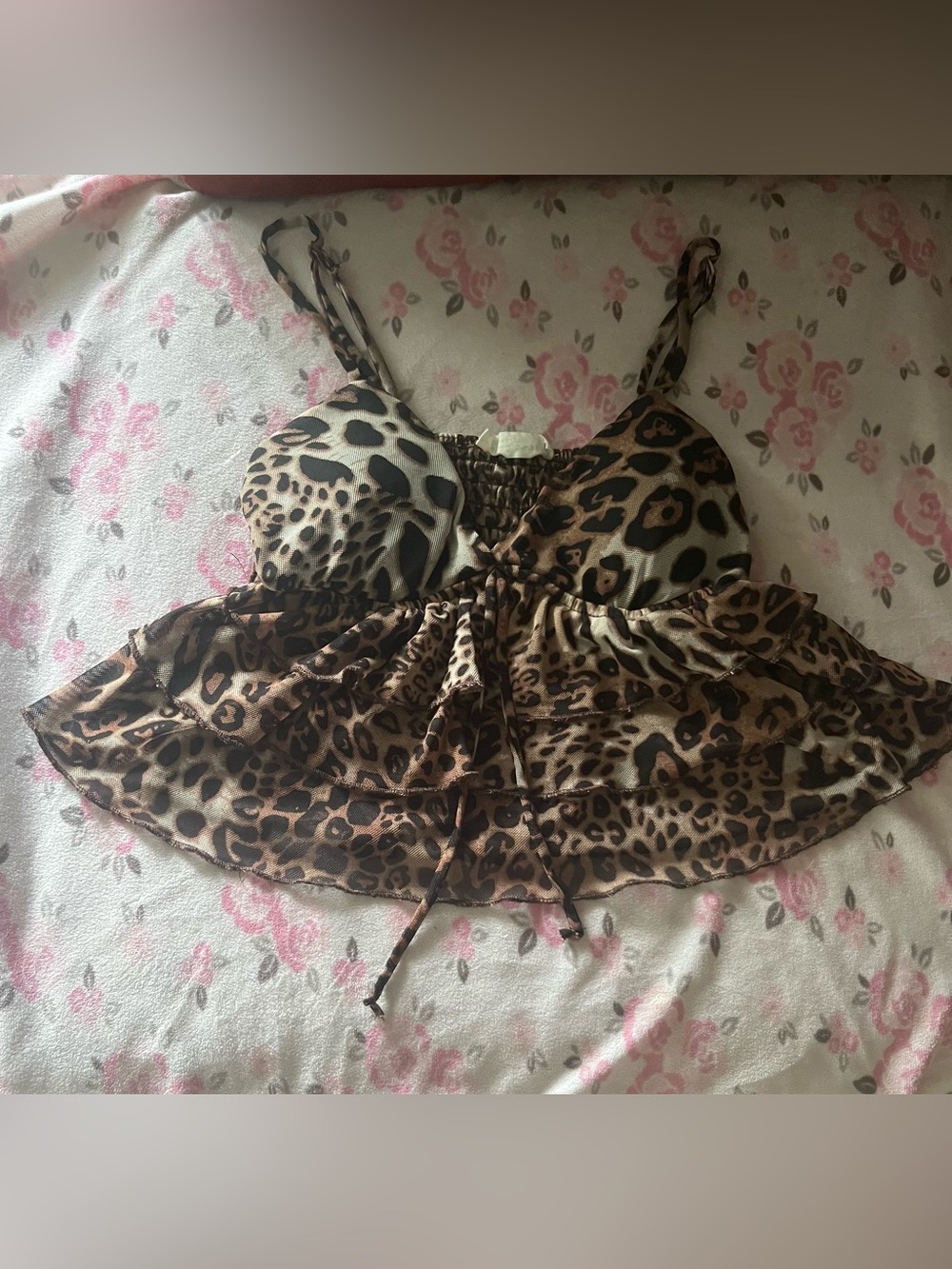 Y2K ruffled leopard print crop top